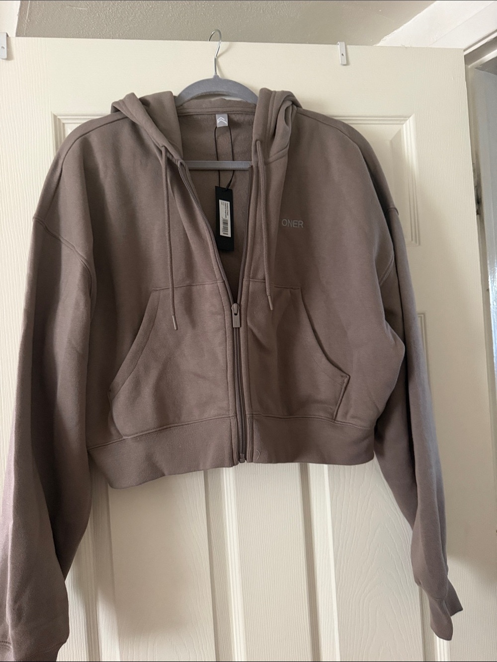 FOUNDATIONS ALL SEASON CROPPED ZIP UP HOODIE - MINKY - Picture 5 of 6